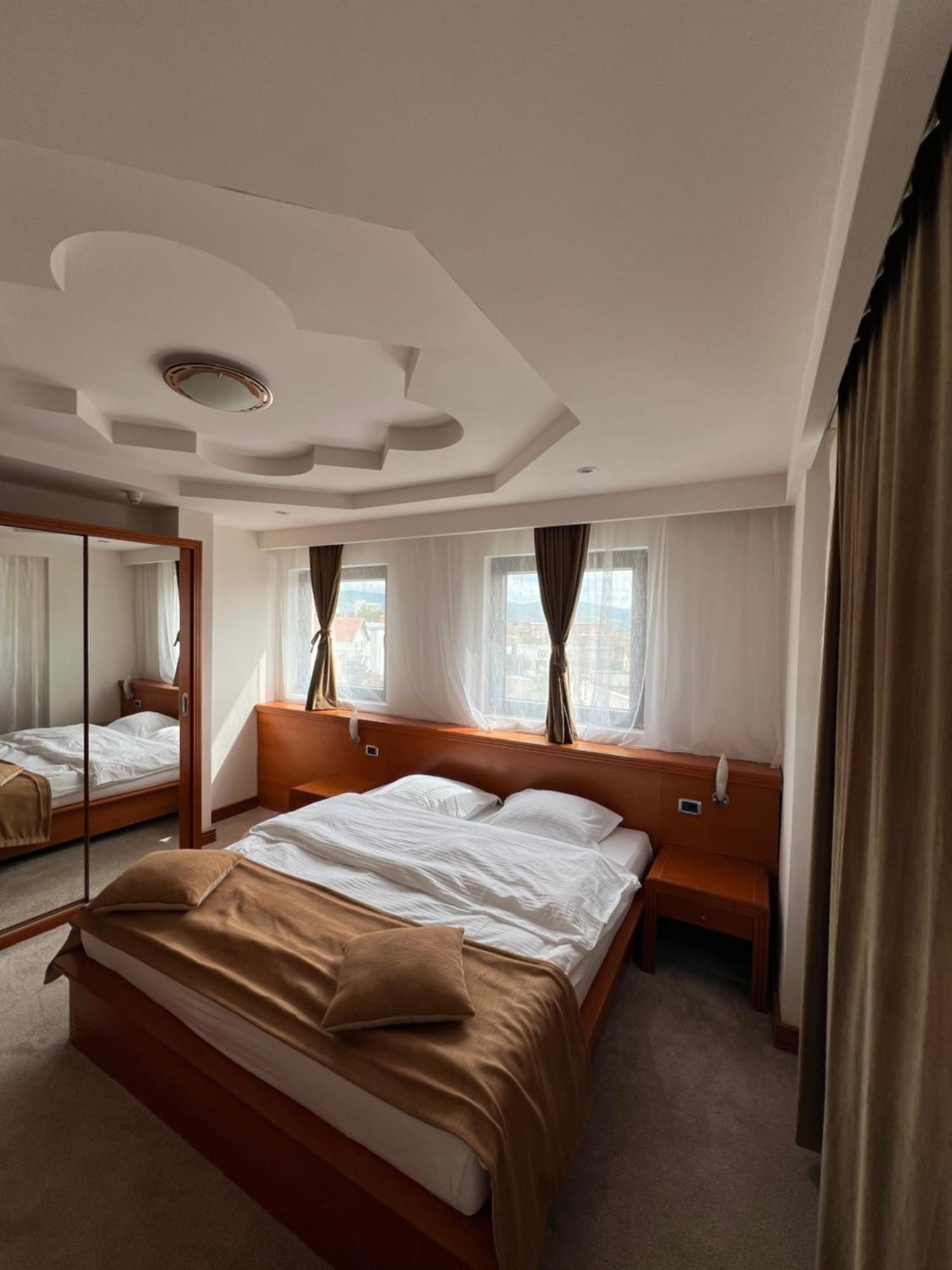 Hotel Princi i Arberit Prishtinë Luaran gambar