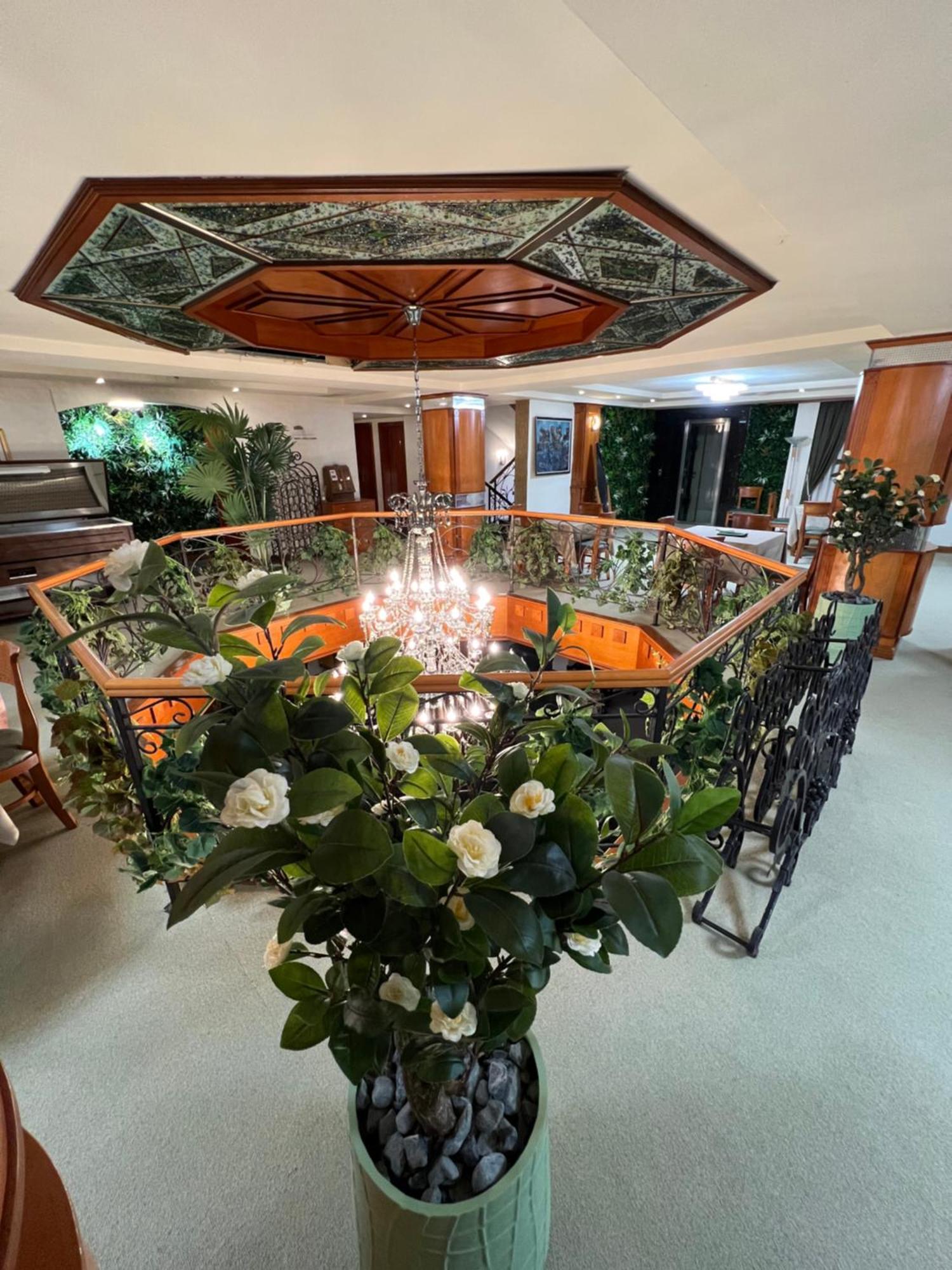 Hotel Princi i Arberit Prishtinë Luaran gambar