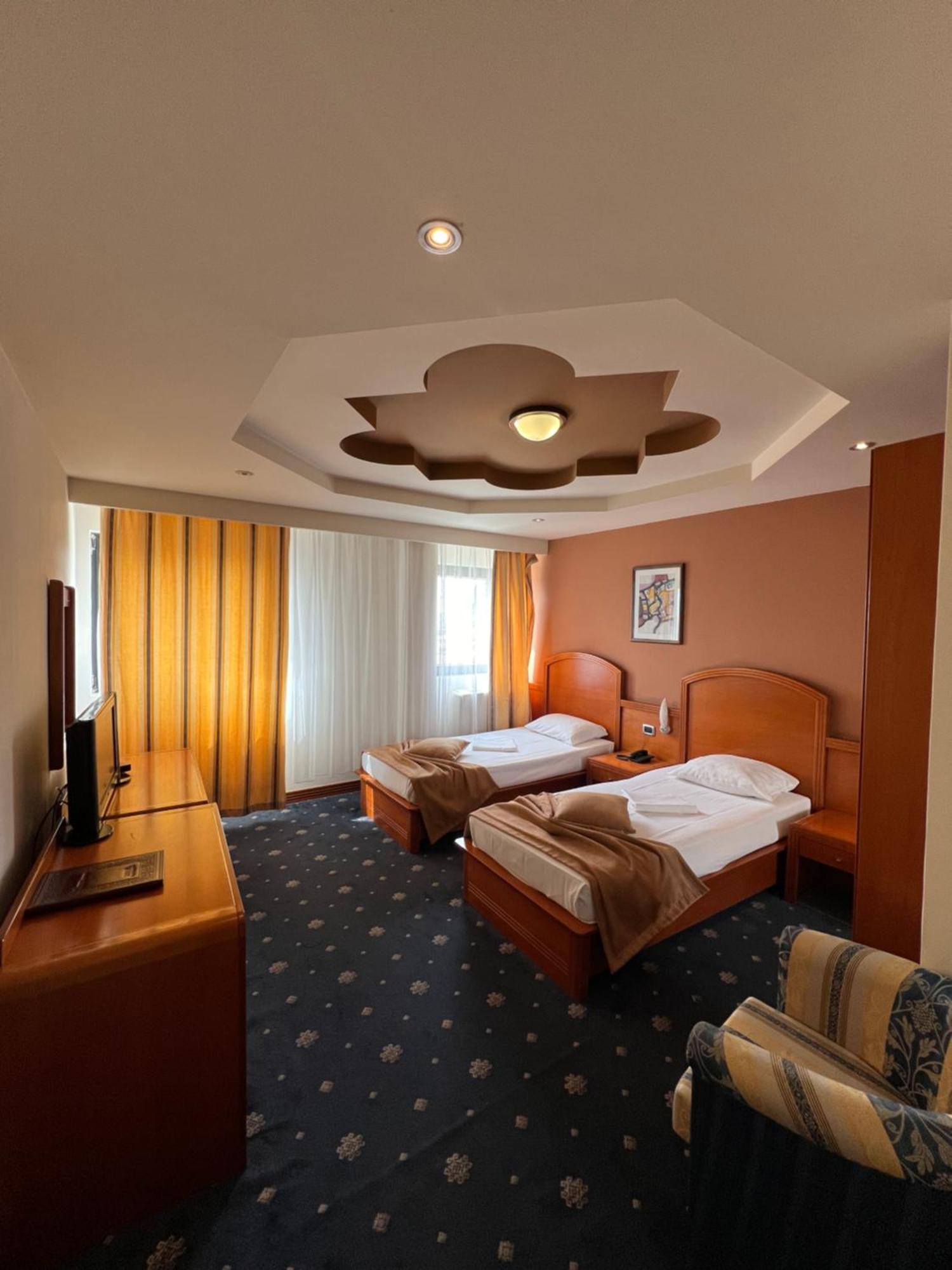 Hotel Princi i Arberit Prishtinë Luaran gambar