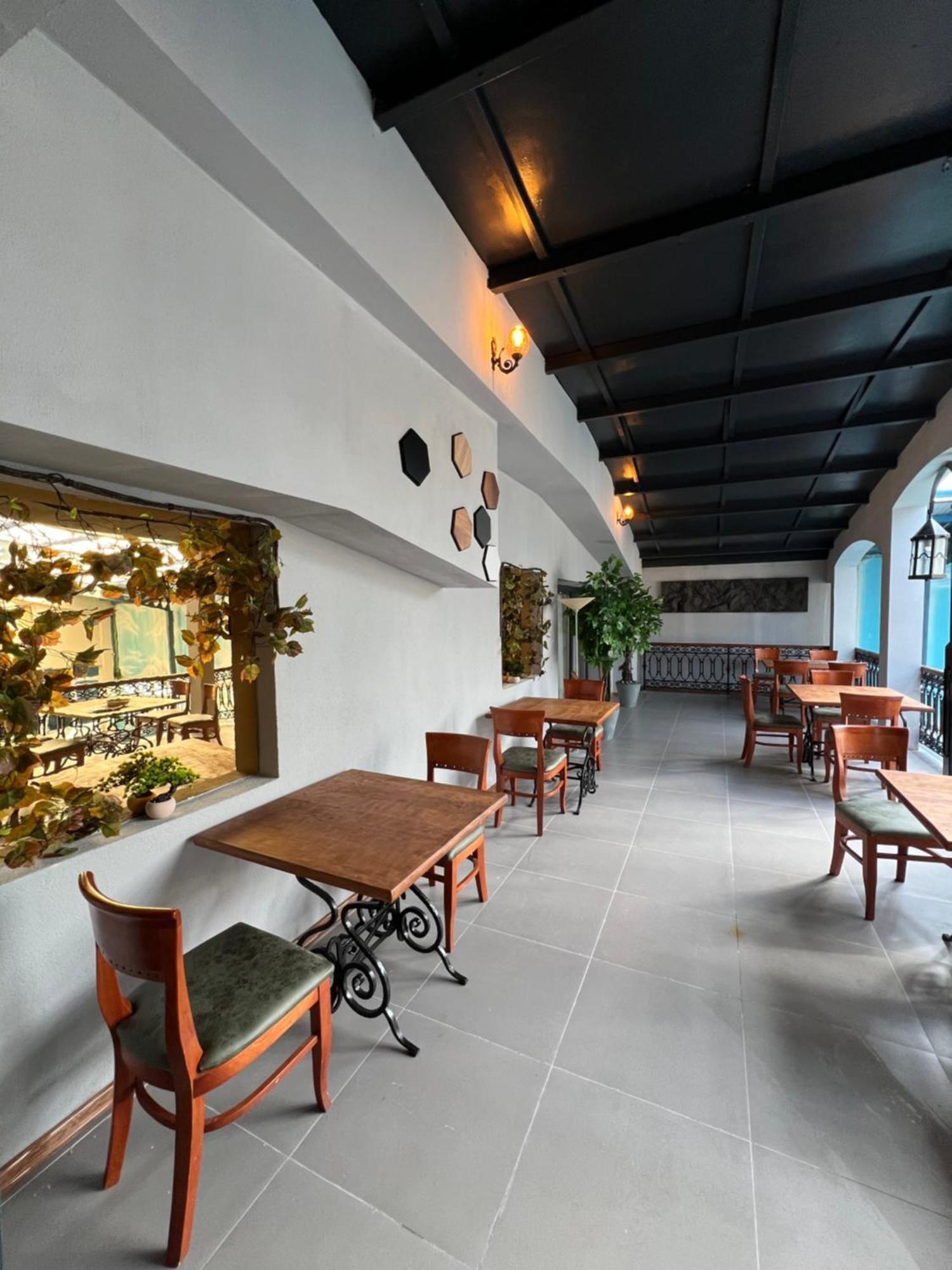 Hotel Princi i Arberit Prishtinë Luaran gambar